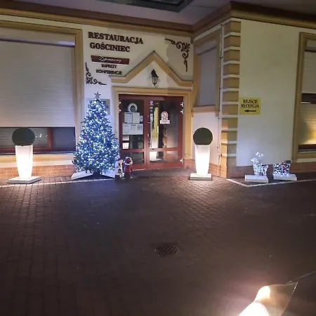 Dworek W Ploni לינה וארוחת בוקר