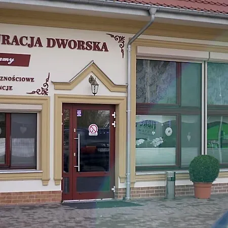 Dworek W Ploni Płonia