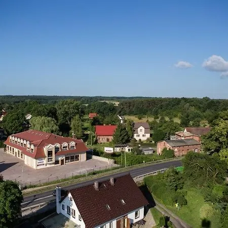 Dworek W Ploni לינה וארוחת בוקר Płonia