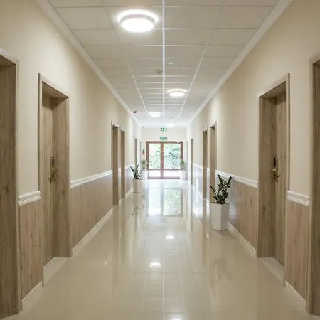 לינה וארוחת בוקר Dworek W Ploni