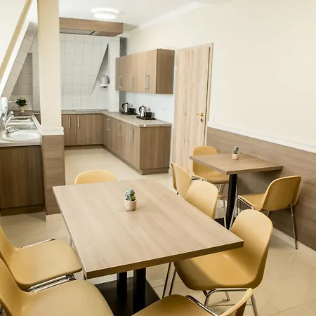 Bed & Breakfast Dworek W Ploni Szczecin-Plonia